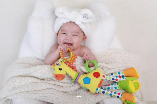 广州借卵试管代怀包男孩1岁宝宝流鼻涕打喷嚏 广州借卵试管代怀包男孩1岁宝宝流鼻涕打喷嚏